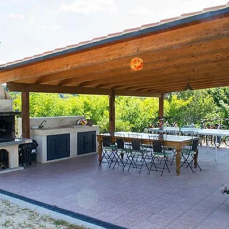 Country house Poggio Degli Olivi *